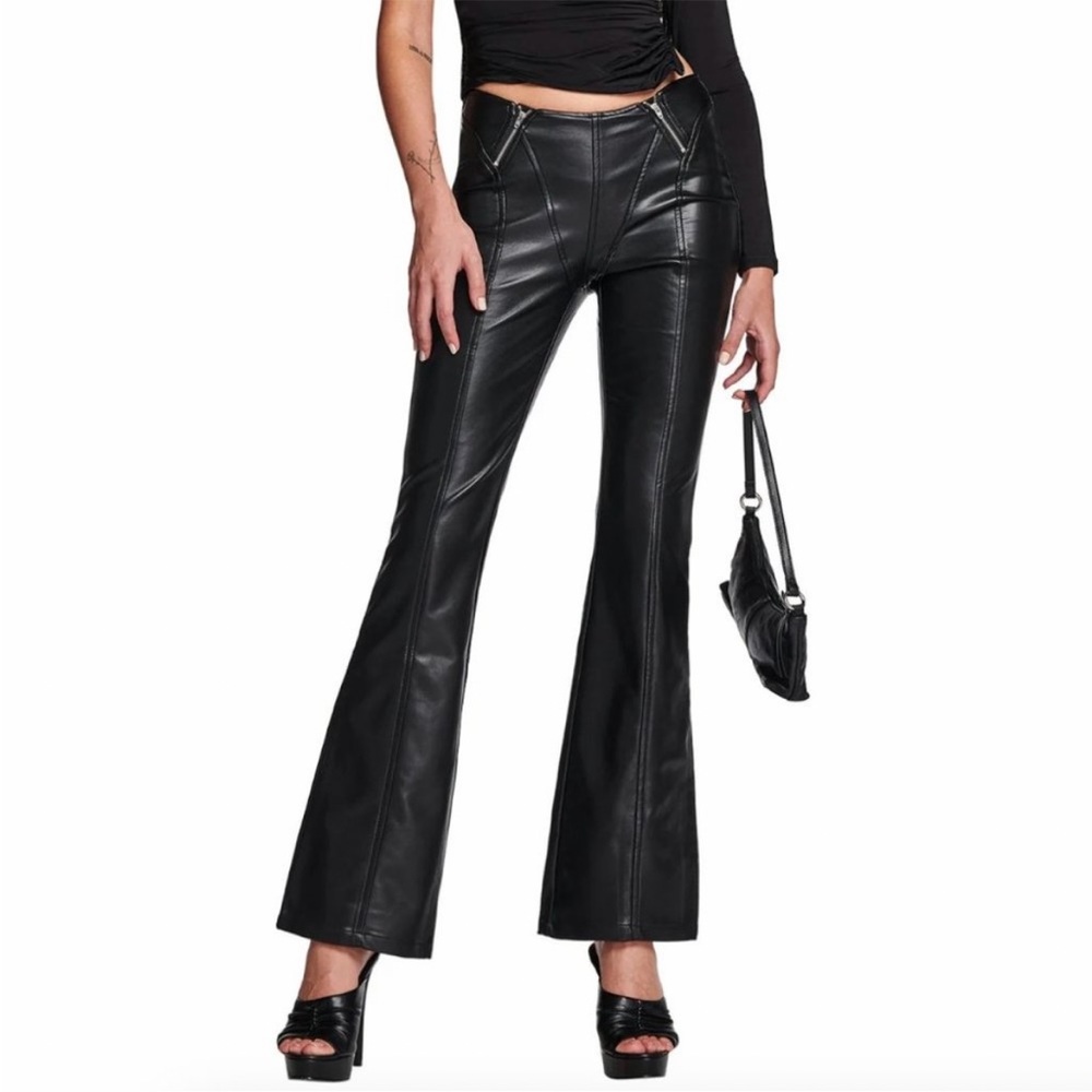 I am Gia leather pants